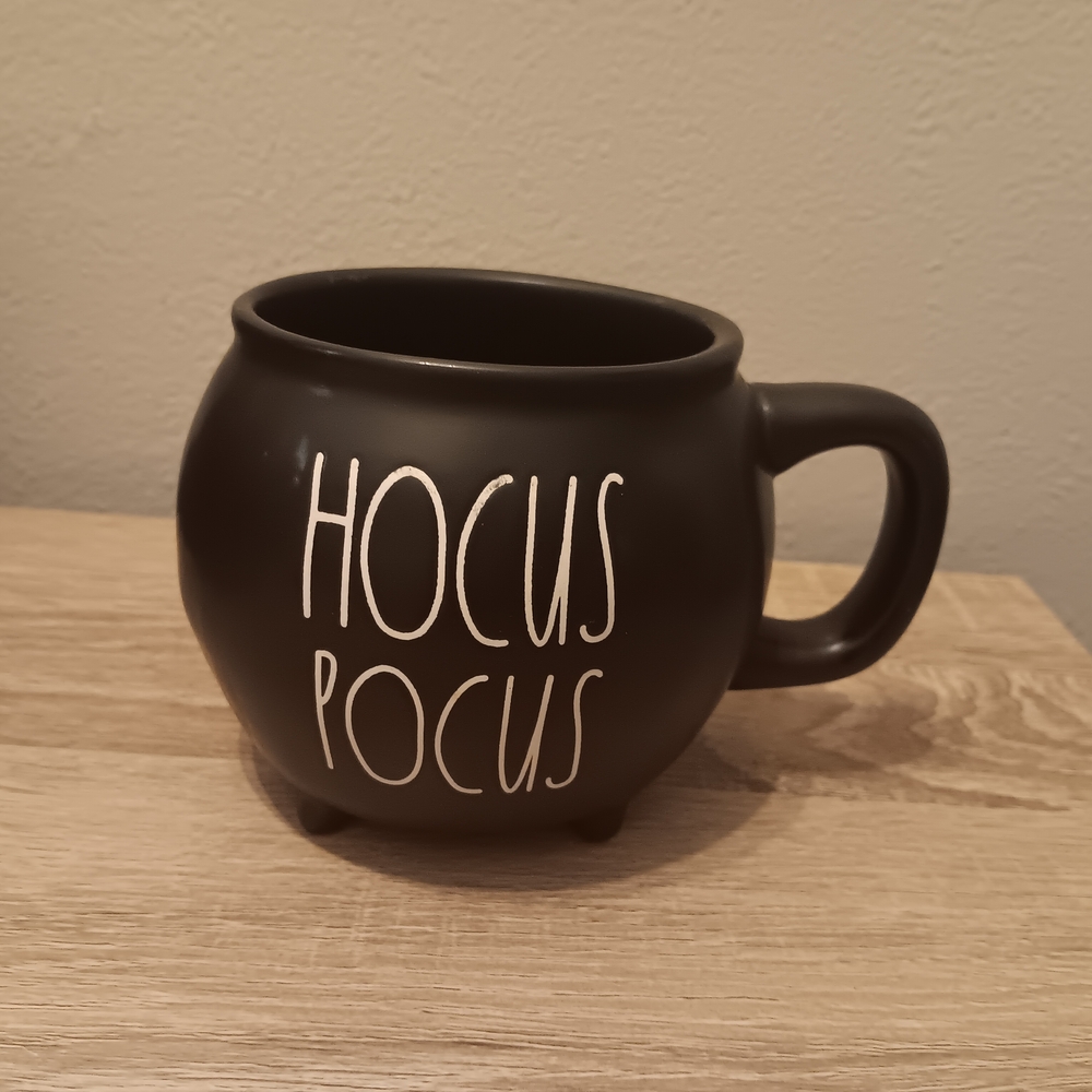 Black Cauldron Mug - Hocus Pocus Design